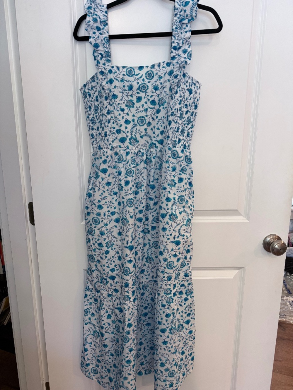 NWT Draper James Blue White floral sundress straps & stretchy fit womens medium